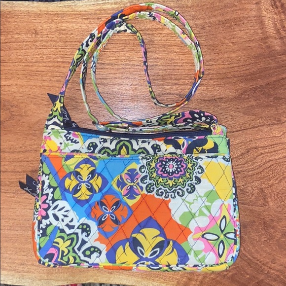 Vera Bradley Crossbody - Picture 2 of 5